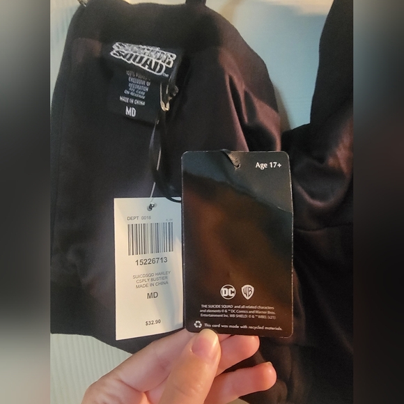 Harley Quinn top from Hot Topic, Size M - Picture 5 of 5